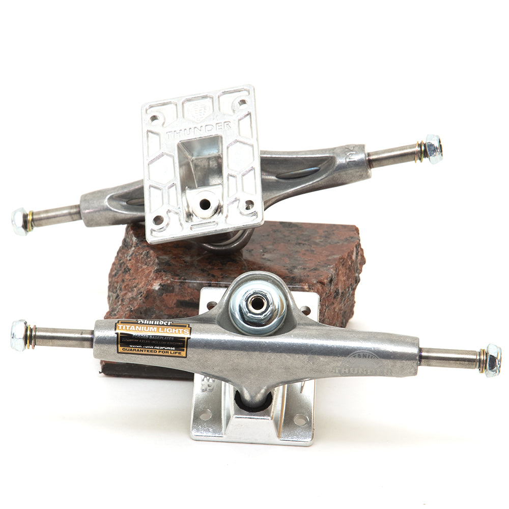 thunder trucks