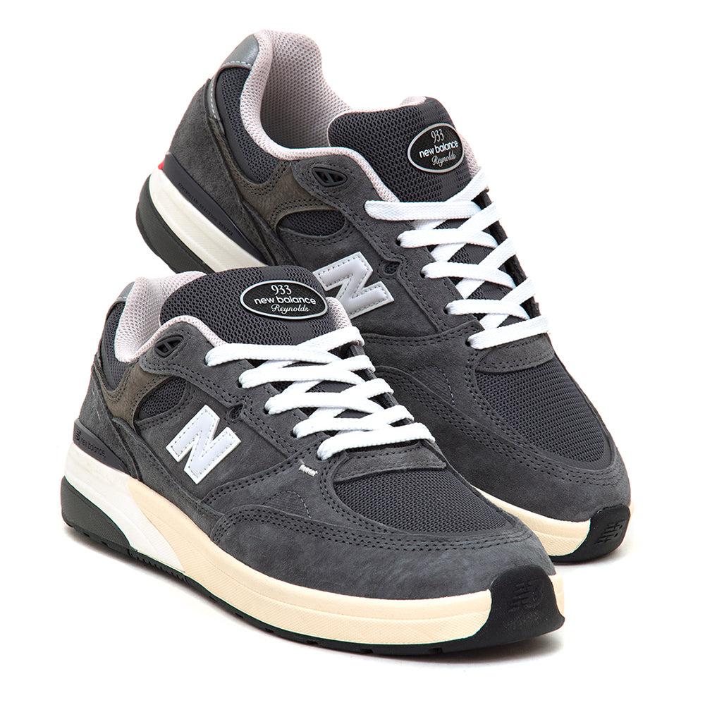 NM933 Andrew Reynolds (Grey / White) (S)