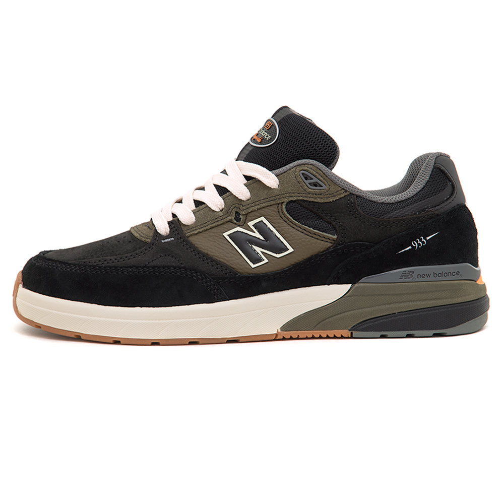 NM933 Andrew Reynolds (Black / Green) (S)