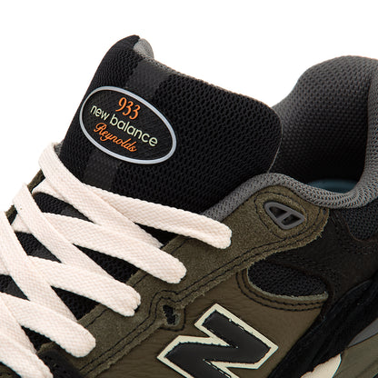 NM933 Andrew Reynolds (Black / Green) (S)