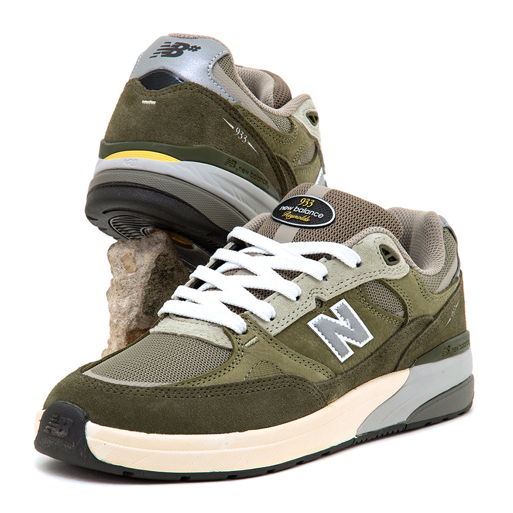 NM933 Andrew Reynolds (Dk. Olive / Lt. Olive)