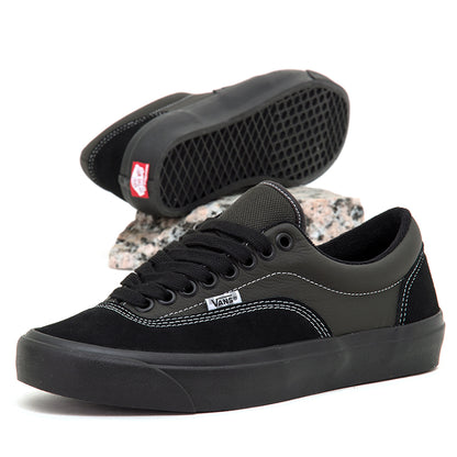 Skate Era Stub (Black / Black) VBU