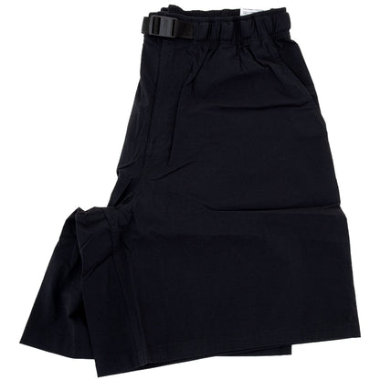 Skate Short (Black / White)