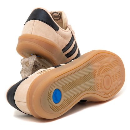 Glenburn (Sand Strata / Core Black / Gum4)