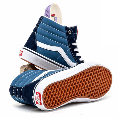 Skate Sk8-Hi (Navy / White) VBU