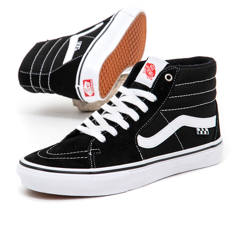 Skate Sk8-Hi (Black / White)